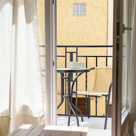 Holiday home Ylang-ylang, Maison De Village A 10 Minutes Des Plages Saint-Laurent-de-la-Salanque